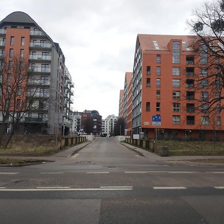 Przytulny Apartament Blisko Motlawy I Neptuna Z Miejscem W Garazu Gratis Danzig Exterior foto